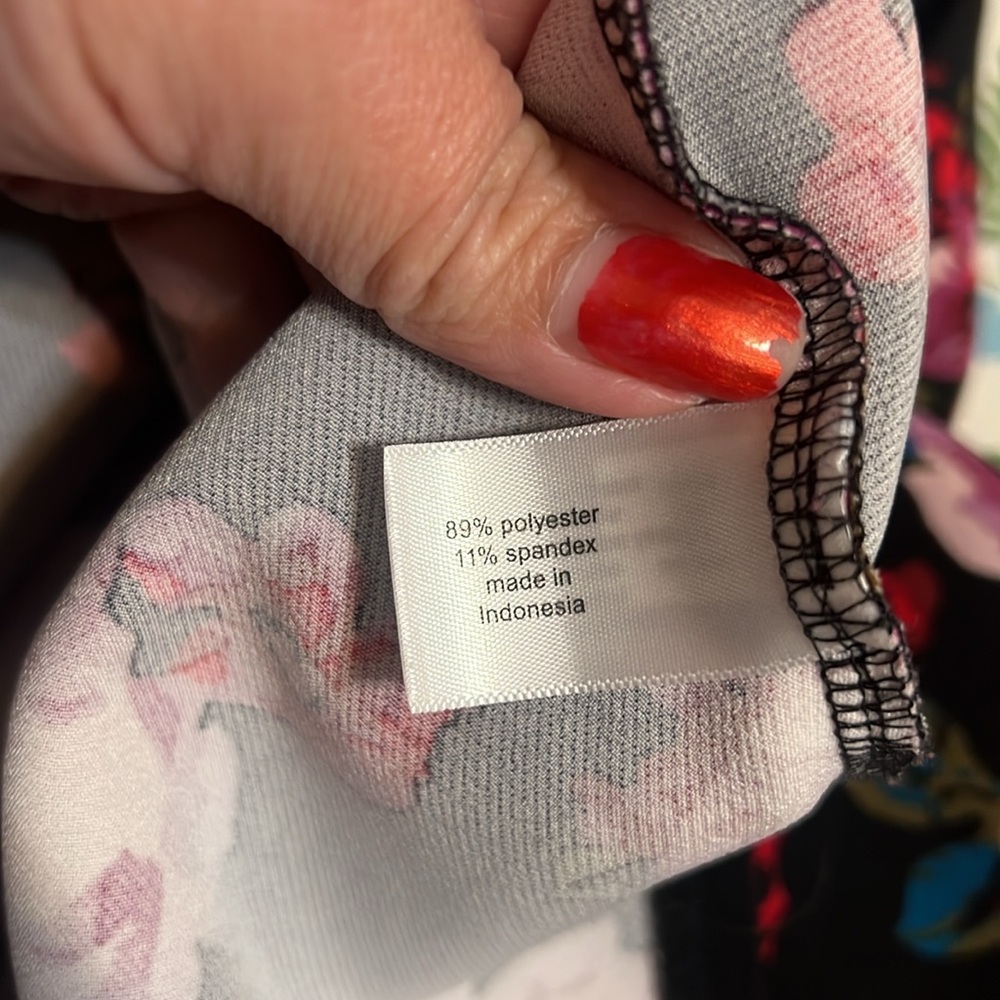 Spring Floral Fantasy Fit! LB Dress - Picture 13 of 14